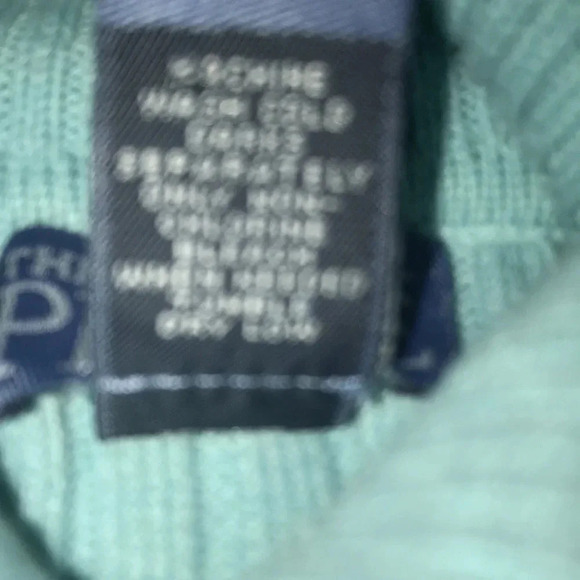 The Children’s Place ribbed scalloped sky blue sweater size 3T - Picture 4 of 4